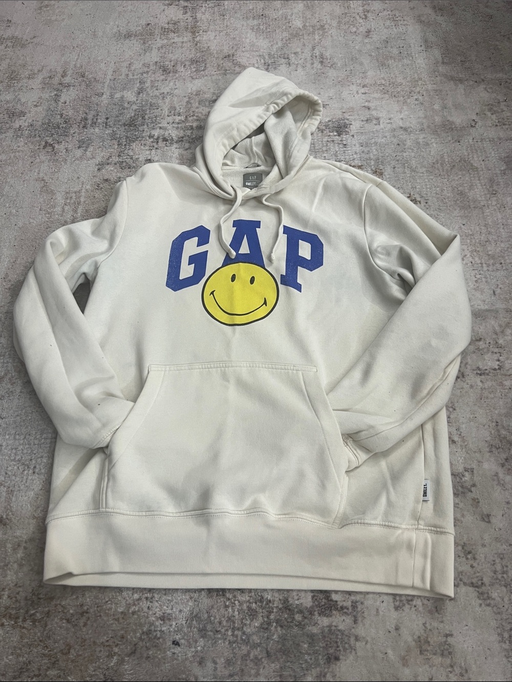 GAP Cream Crewneck Hoodie with Blue Logo and Yellow Smiley